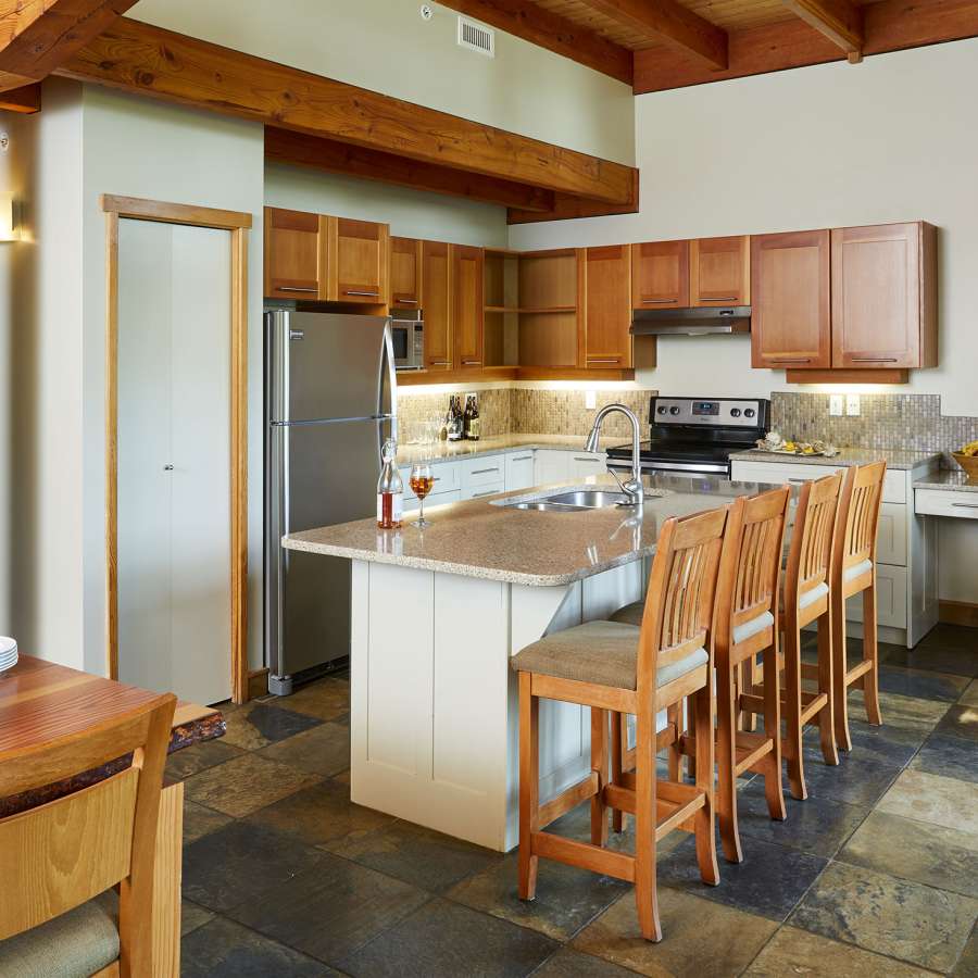 PS_BeachHouse_Pacific_Kitchen_RM2020-20606_Hero