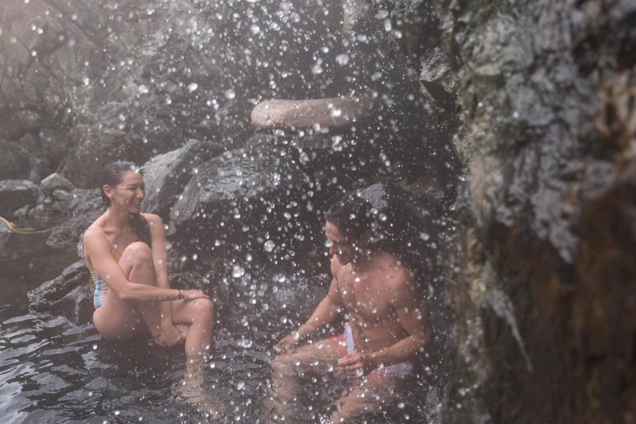 Gift the experience of Tofino’s indigenous spirit with Ahous Adventures’ signature day trip—the Hot Springs Eco-Tour.