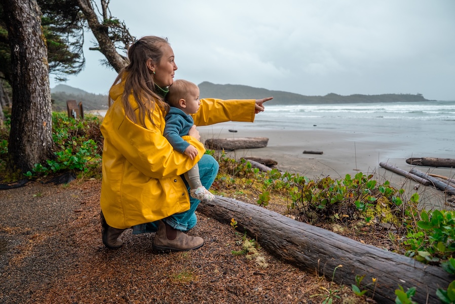 Storm Watching in Tofino, BC - Pacific Sands Beach Resort