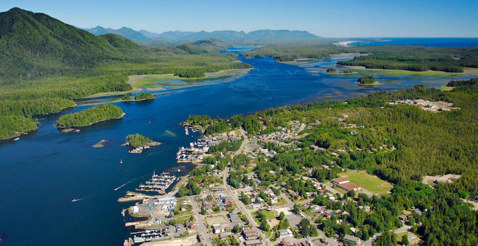 Natural High: Tofino Flight-seeing Tours