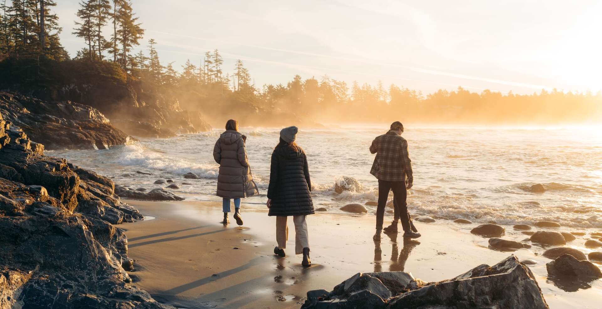 How to Pack for Tofino: All-Season Guide